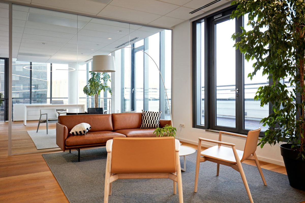 Should You Rent a Furnished Office Space for Your Team? - The Collection