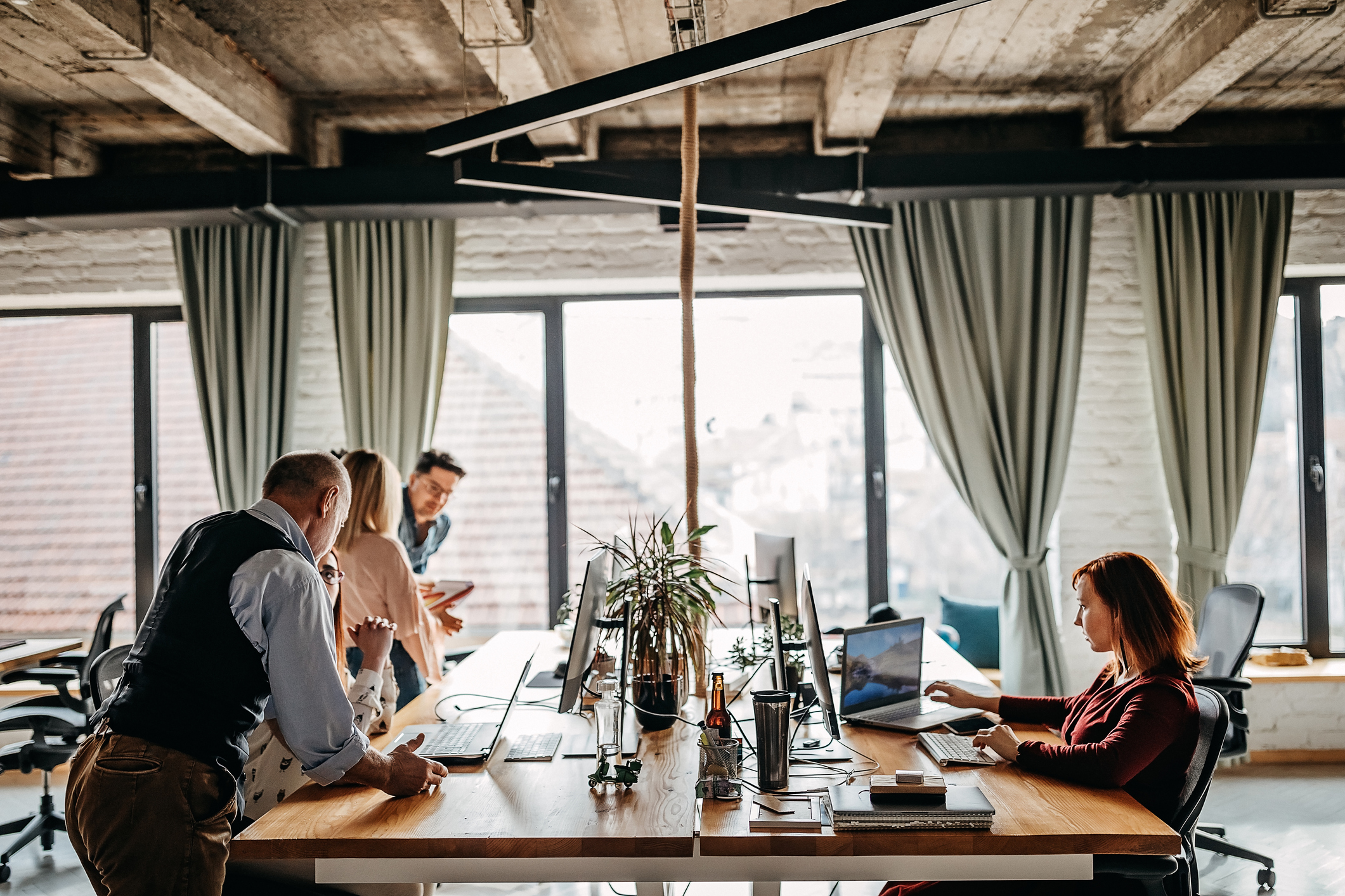 What Is Hot Desking and What Are the Benefits? The Collection