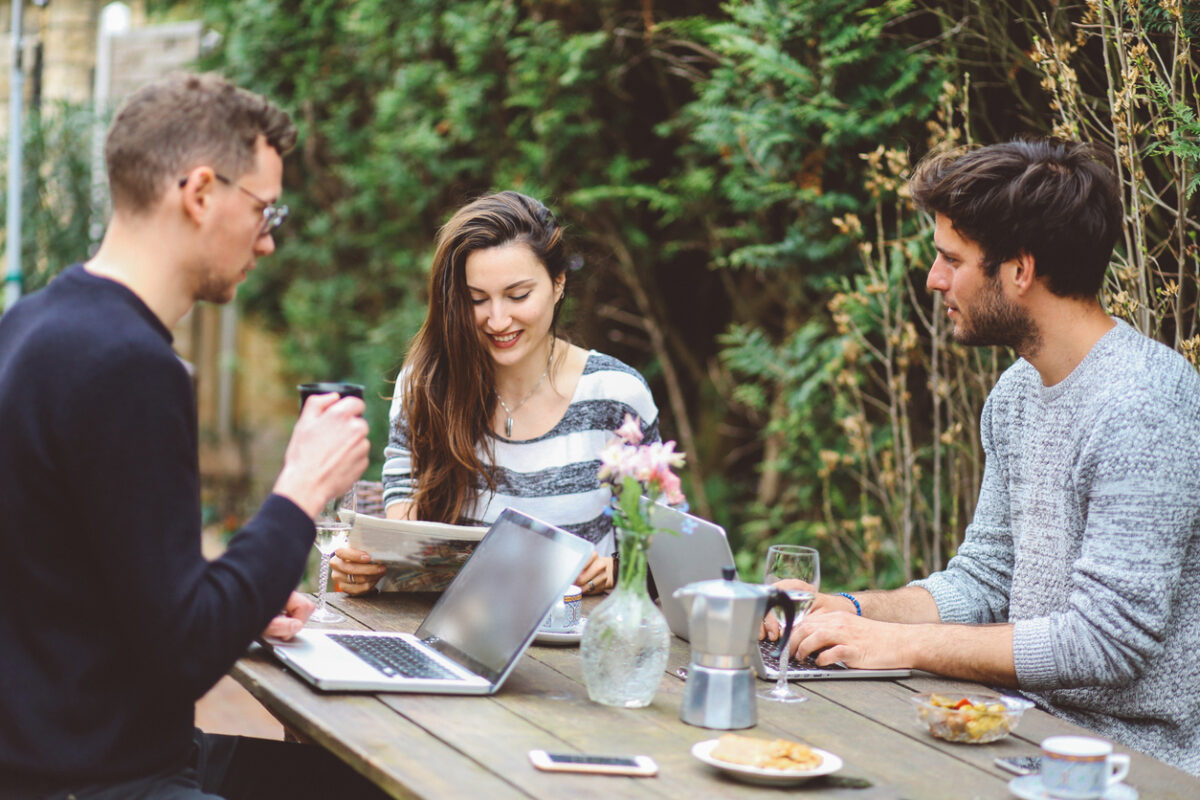 Workation: Work/Life Balance Trend, How Coworking Helps | Collection